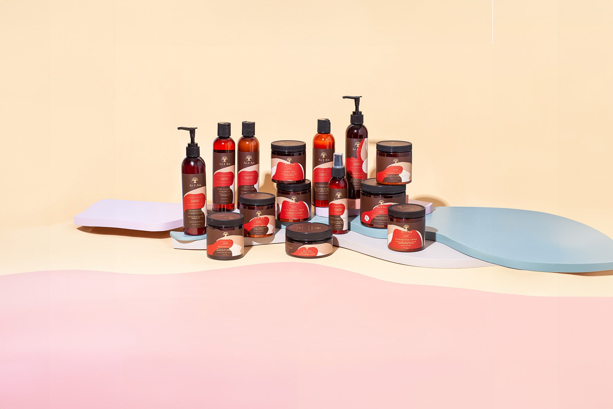 Classic Coconut Collection de As I Am, une ligne de soins capillaires à base de noix de coco pour nourrir, hydrater et définir les boucles.