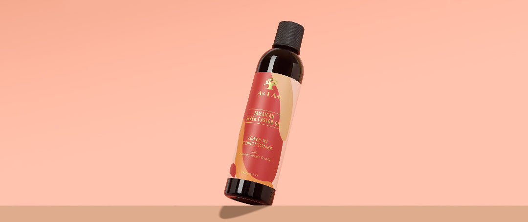 texture crémeuse et riche, conçue pour hydrater, démêler et renforcer les cheveux pour une meilleure maniabilité et un meilleur soutien à la croissance.