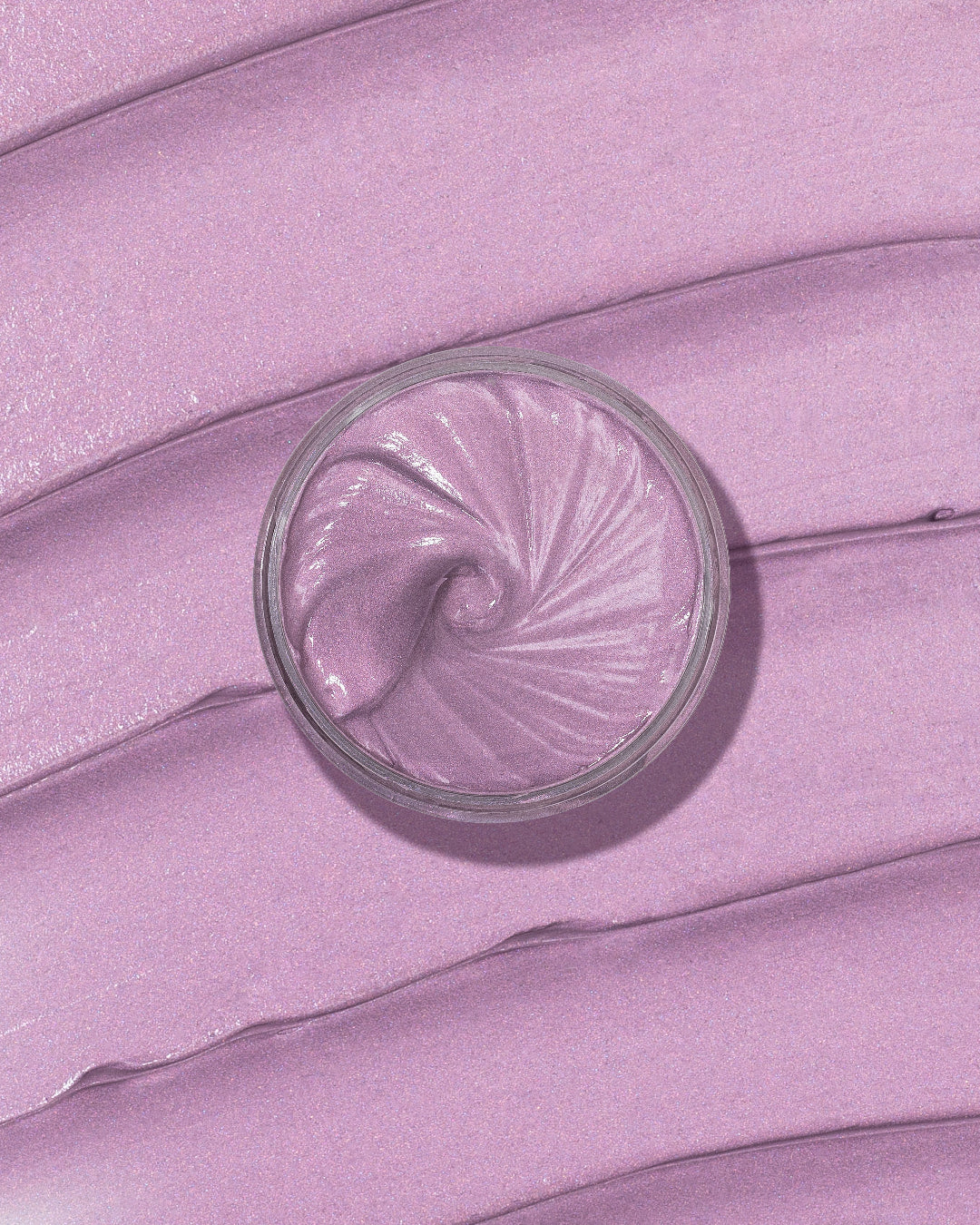 Coloration temporaire Curl Color en Lilas - nuance vibrante violet pastel pour les cheveux texturés, sans décoloration, sans dommage, facile à appliquer et à rincer.
